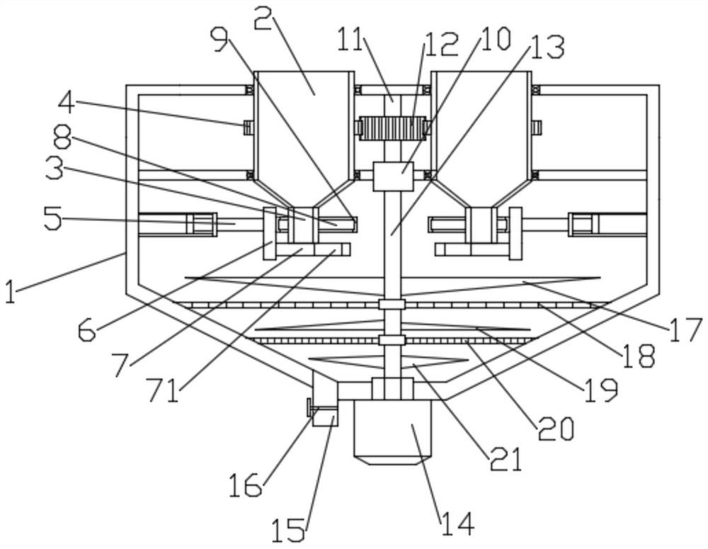 A device for improving feed crushing efficiency