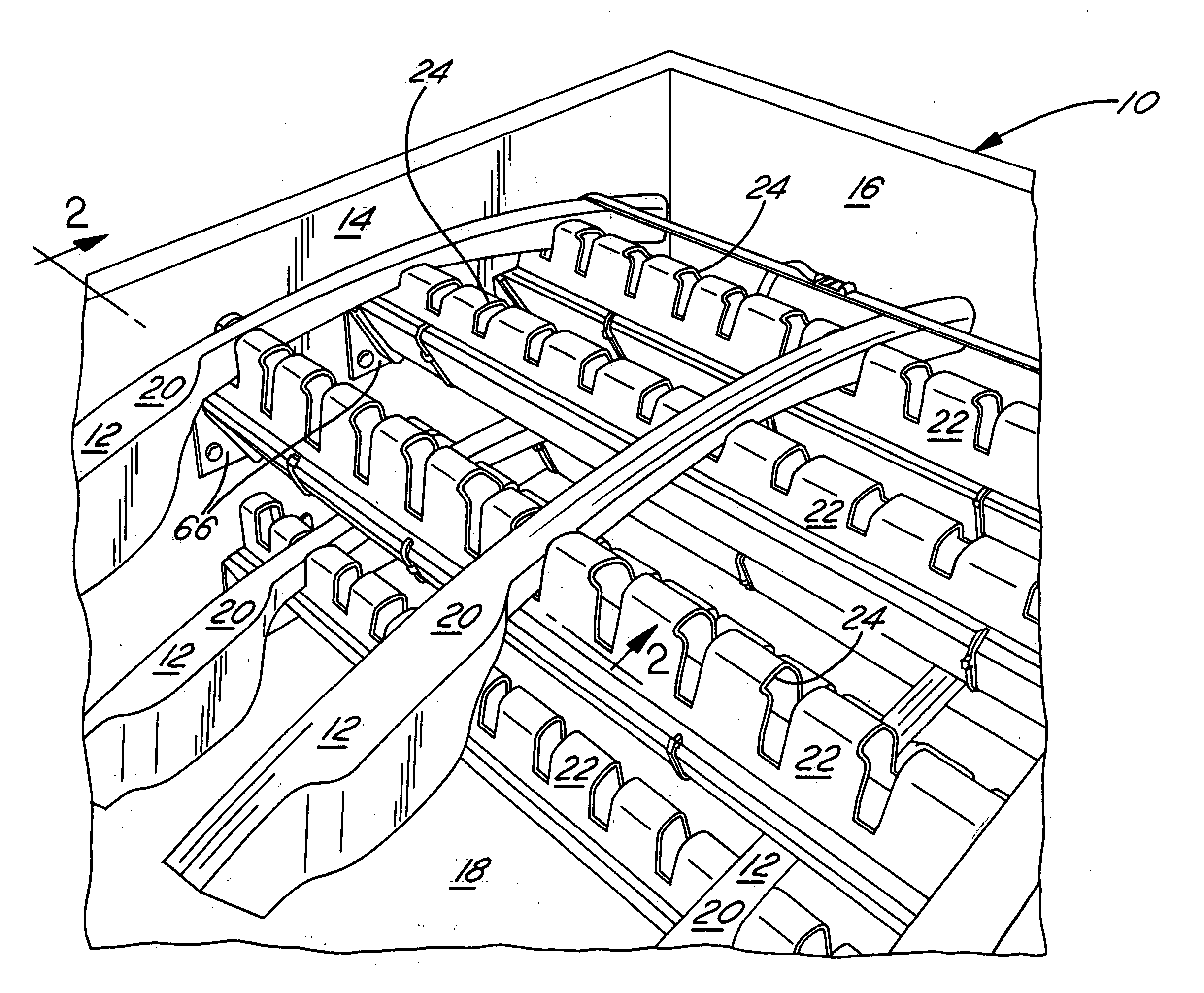 Shipping container and dunnage therefor