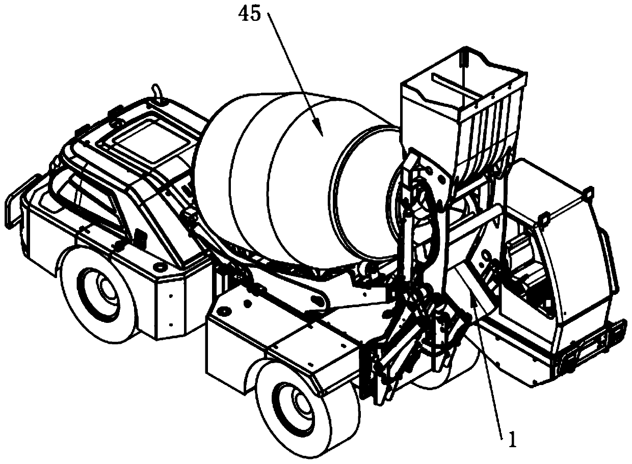 Automatic feeding and stirring tank truck