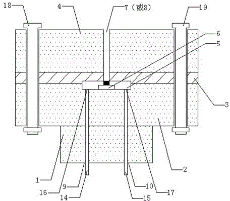 Detection device for quartz crystal microbalance