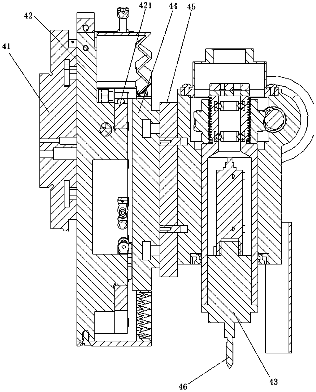 High-precision center hole grinding machine and machining method thereof