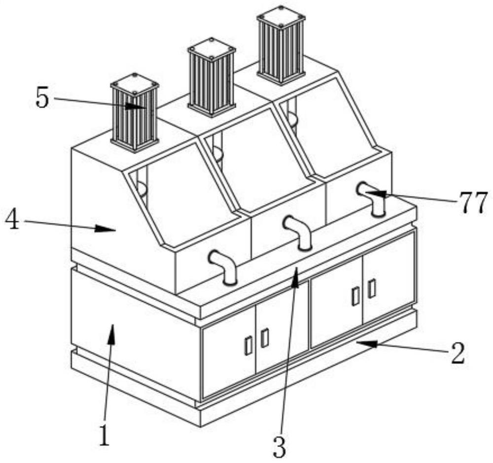 Optical lens grinding machine with cleaning function