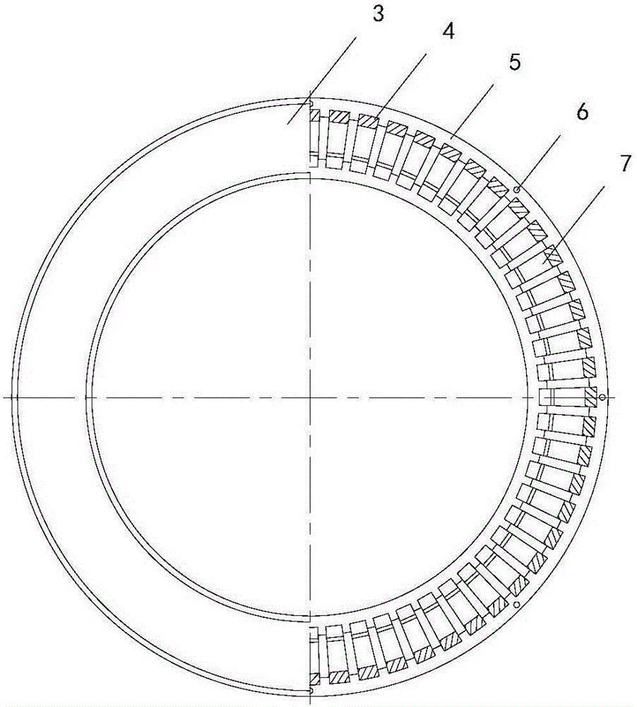 Circular weaving machine with railing-type shuttle runways