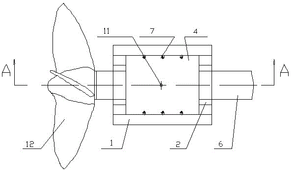 Adjustable center propeller bearing device