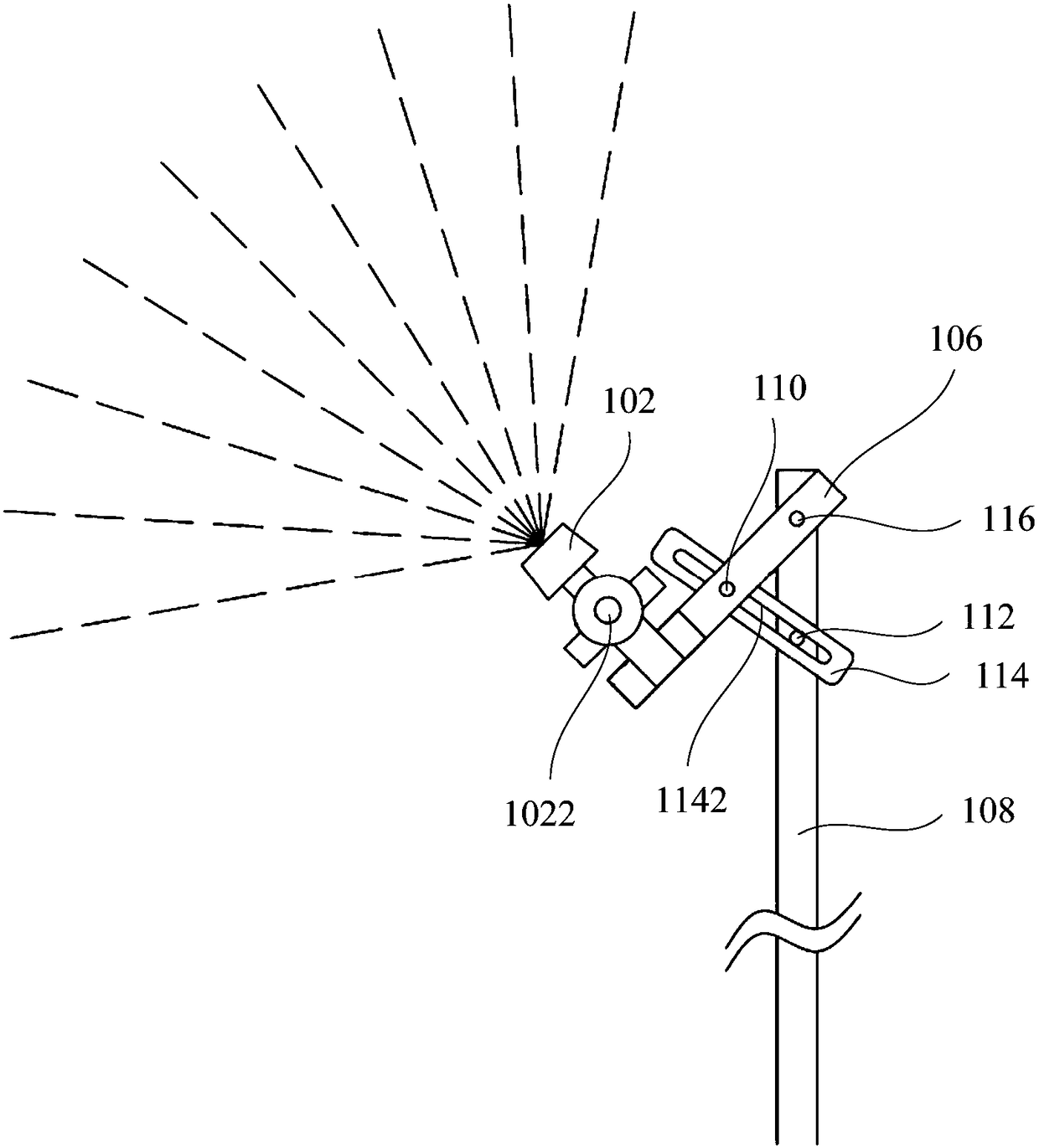 Spray head angle adjustment device and sprayer