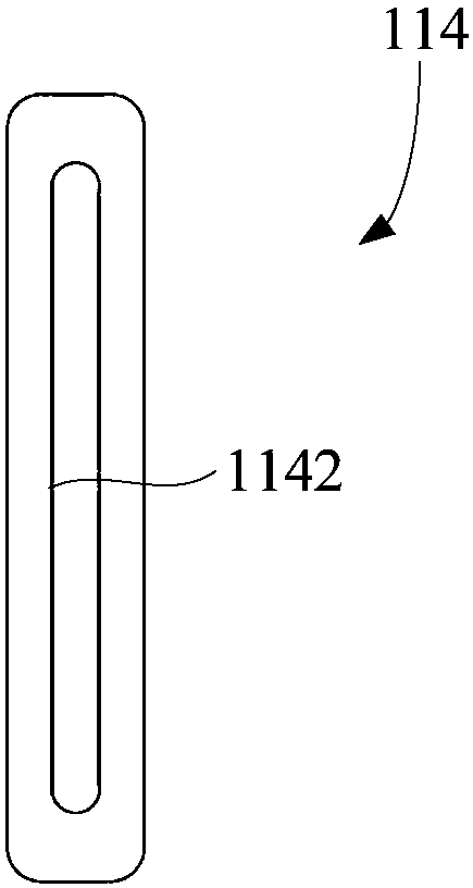 Spray head angle adjustment device and sprayer