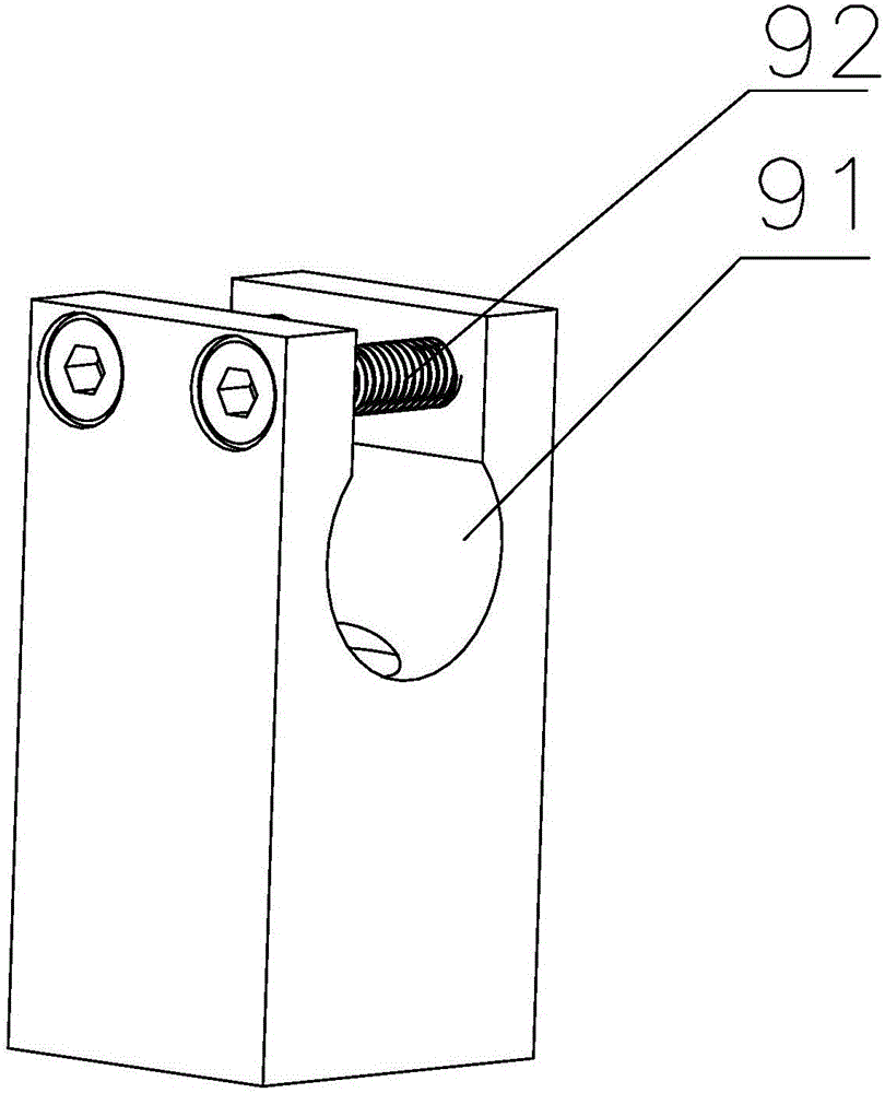 Claw-free chuck for clamping pipes