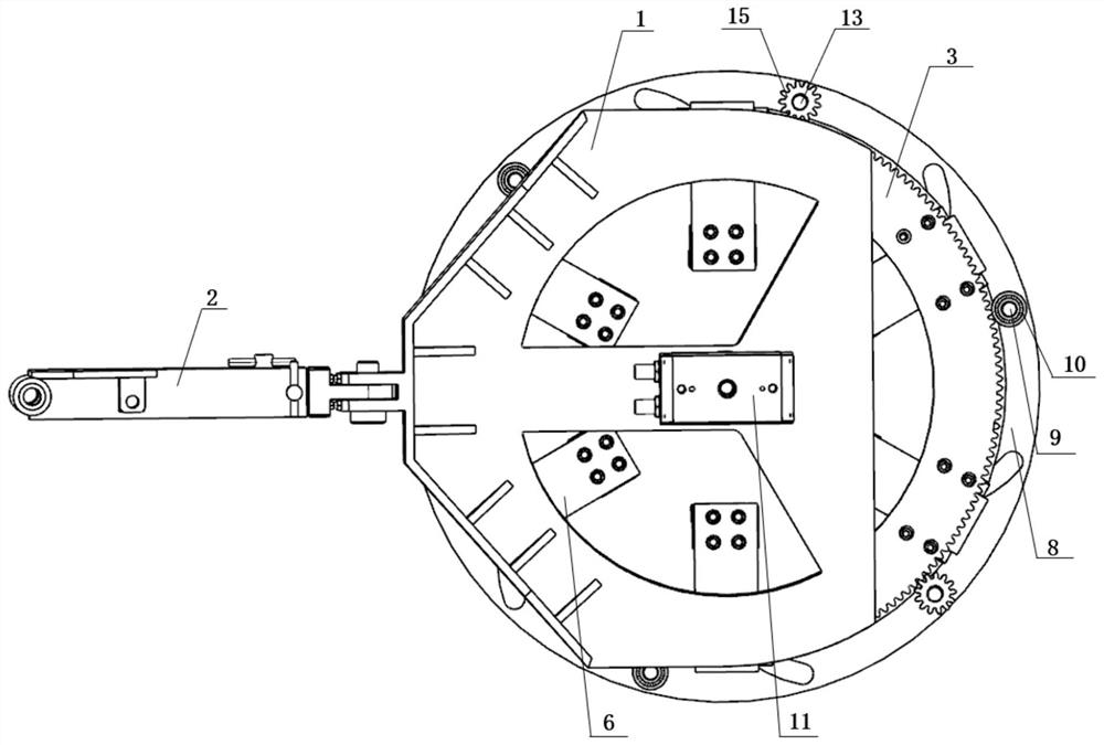 Code-scanning self-rotating tire vulcanizing machine tire mounting manipulator