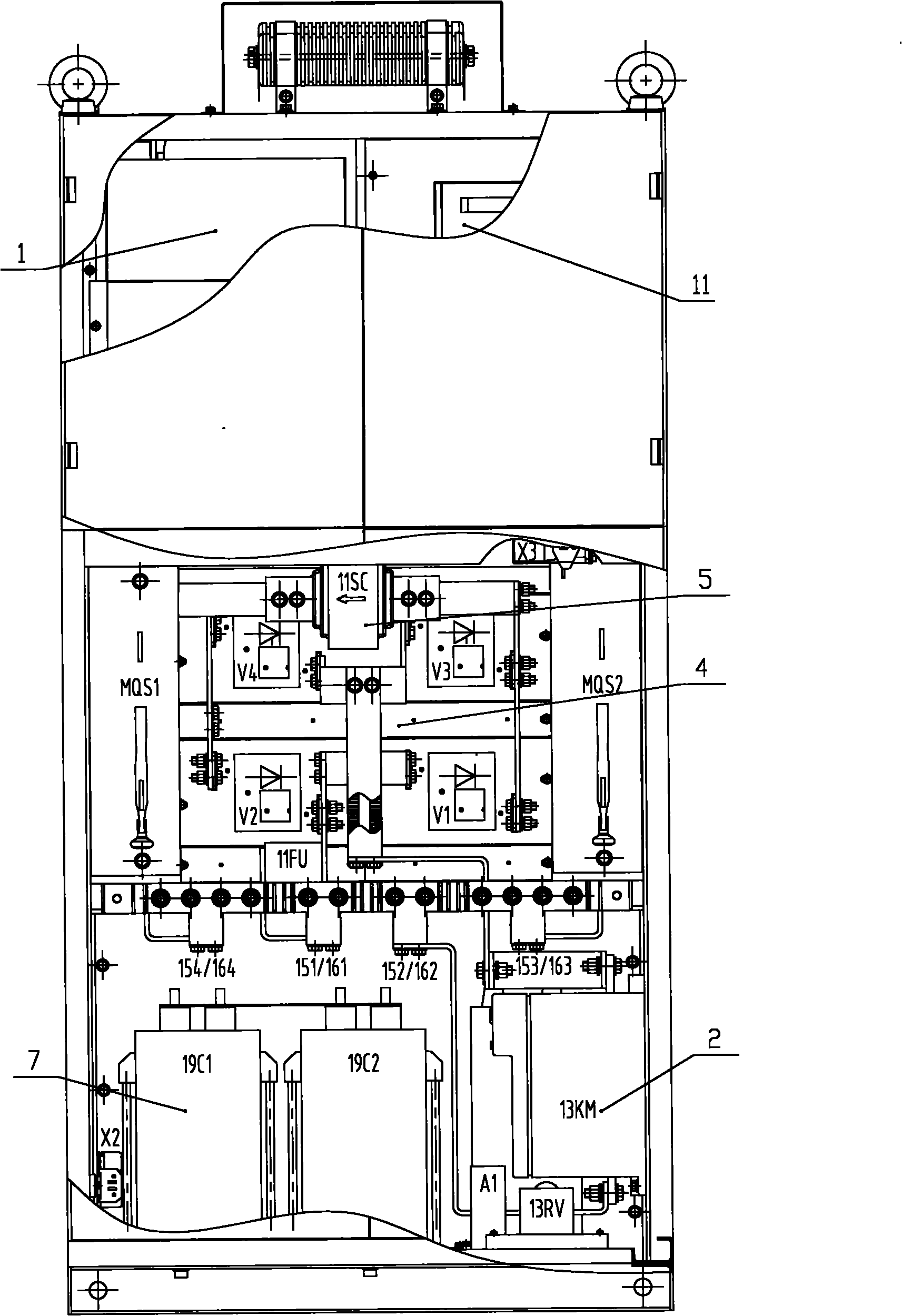 Train power cube for alternating current drive locomotive