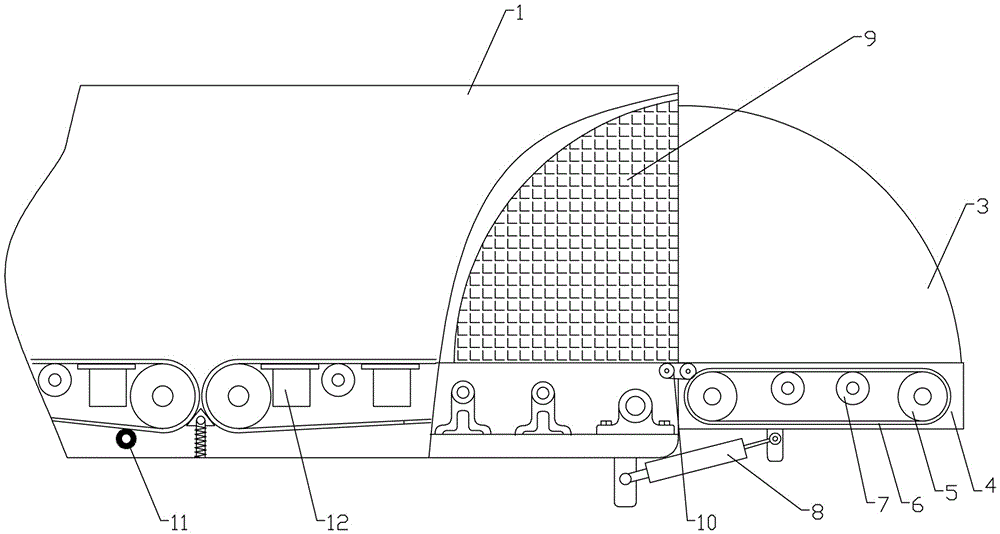 Inclined dumper door of freight carriage