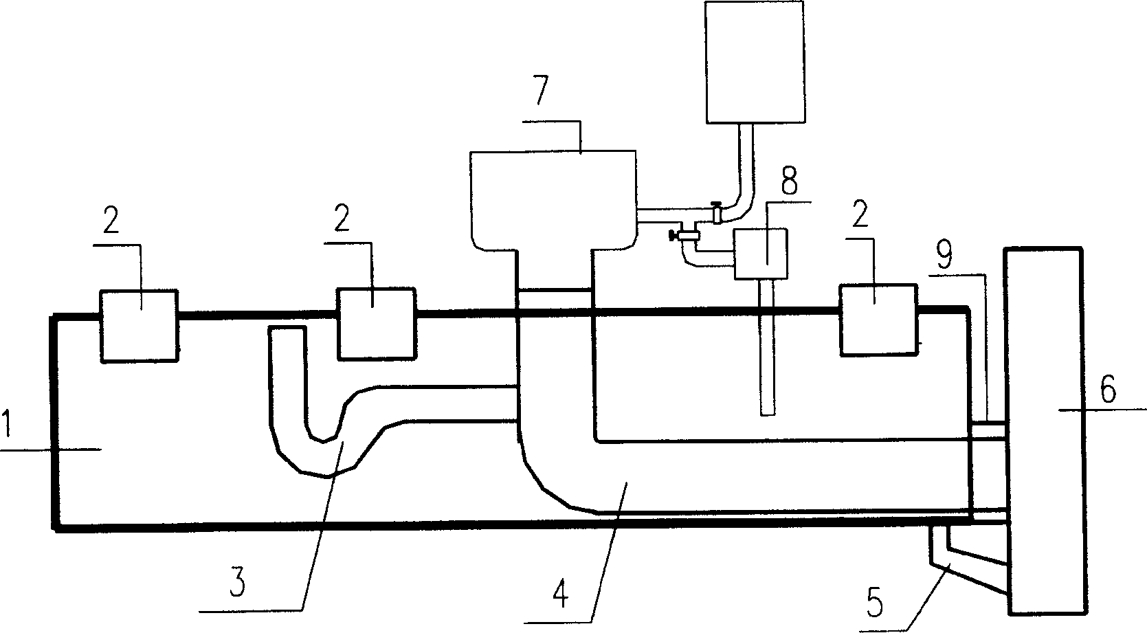 Water separation and collection device for water supply and drainage system of closet and kitchen