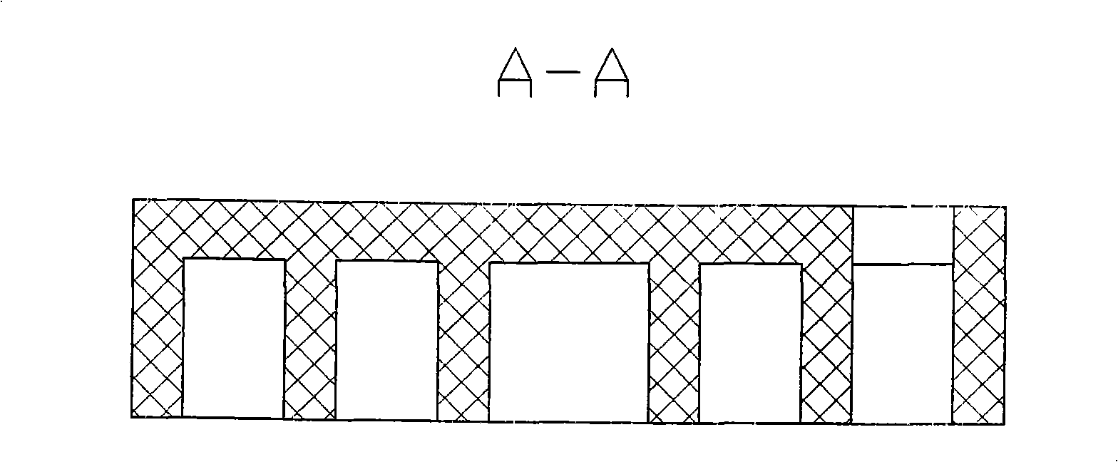 Safe electricity-isolation wall for electrical water heater