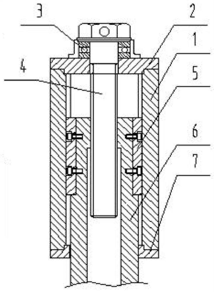 Lifting mechanism for taphole machine