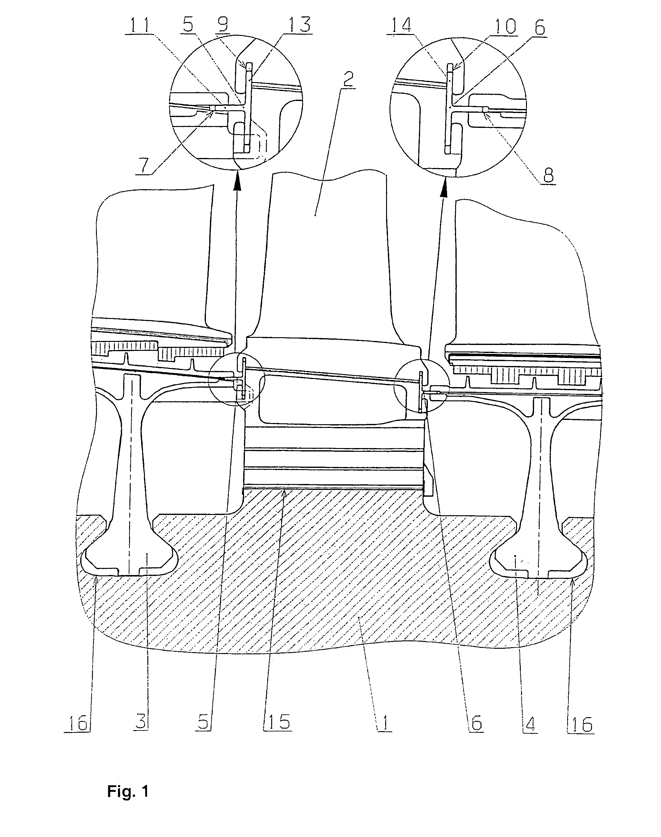 Sealing arrangement for a rotor of a turbo machine