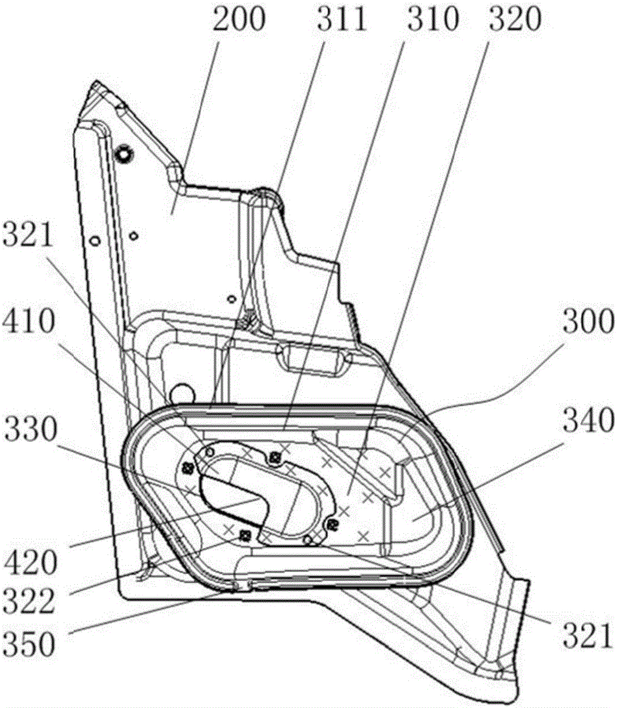 Lateral gas inlet structure for engine