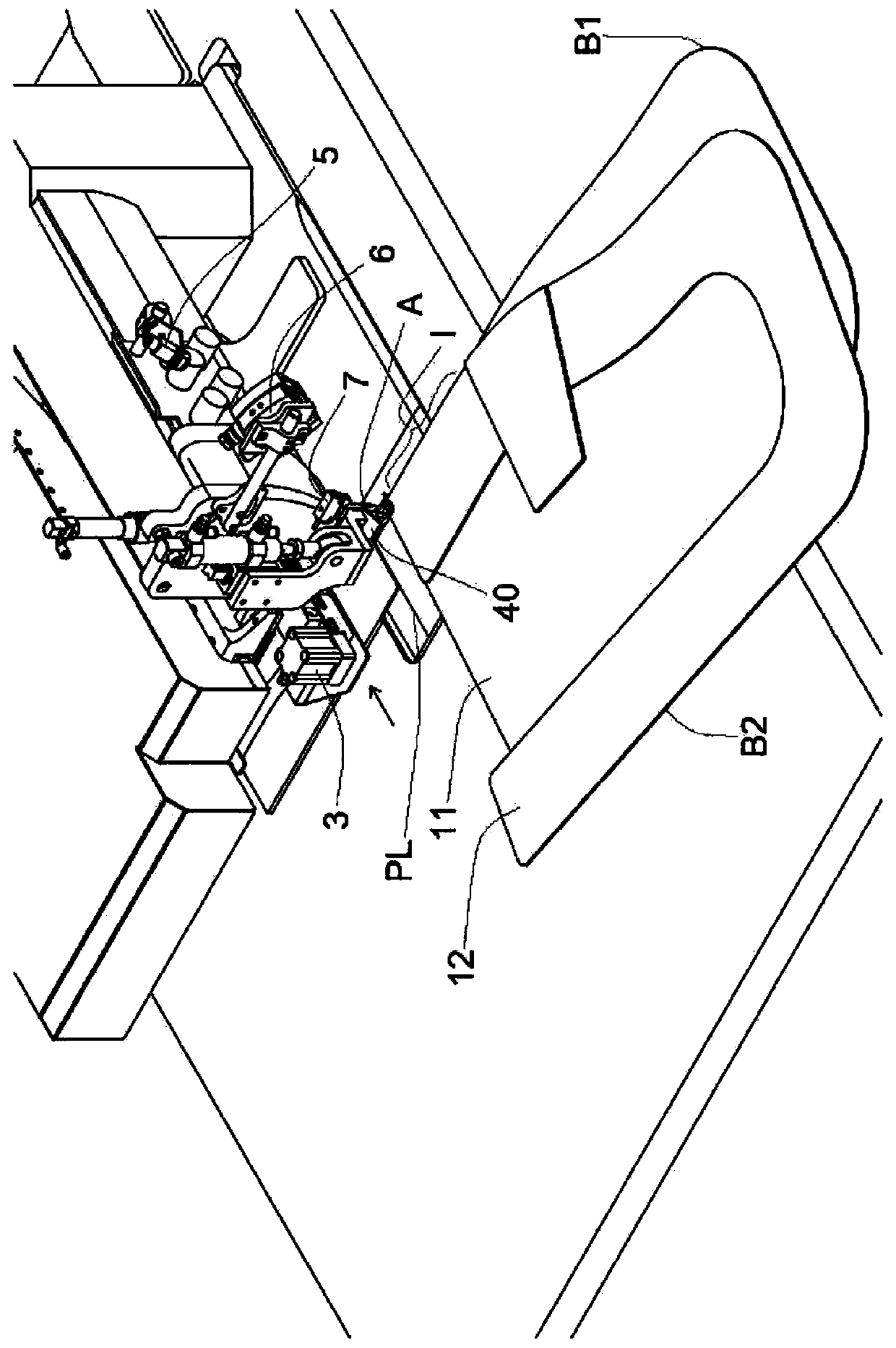 Sewing machine for making seams in a programmed, measured and controlled way