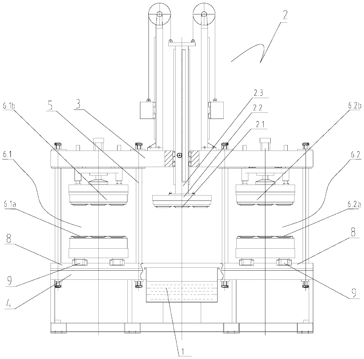 Suspension type suction filtration forming method and suction filtration forming device for plant fiber molding forming