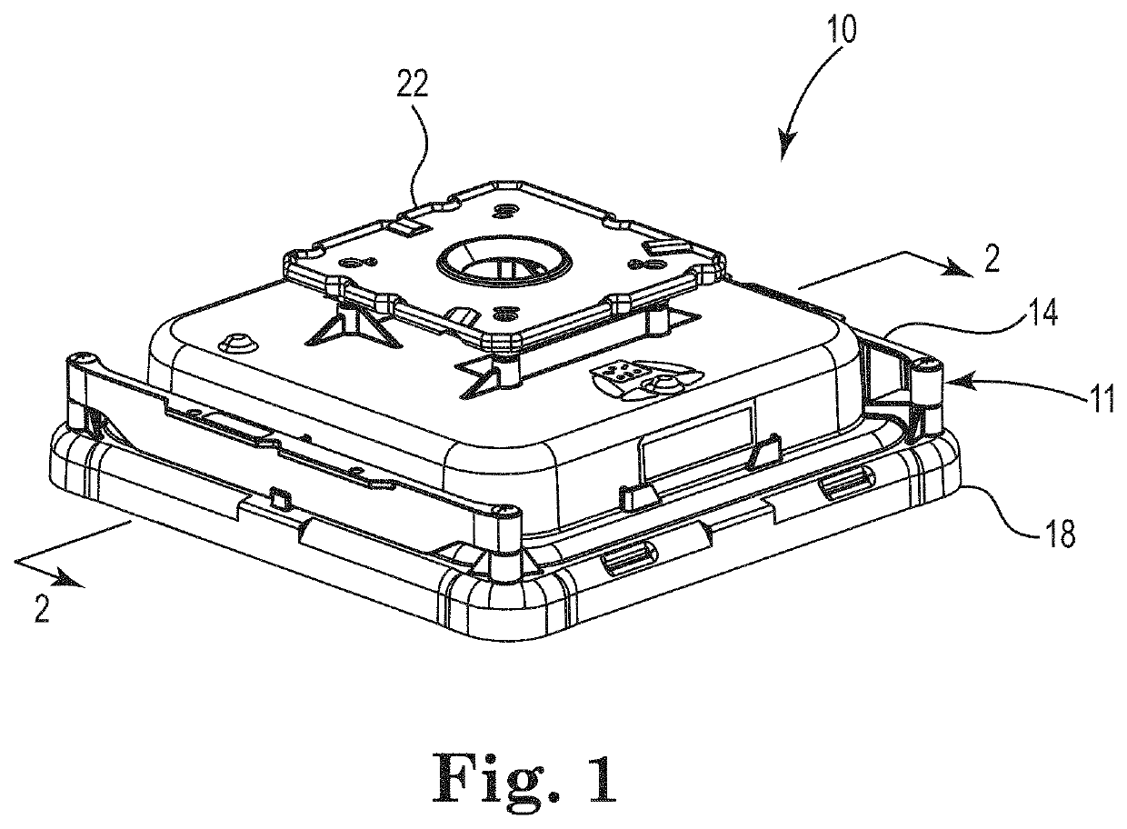 Reticle pod having side containment of reticle