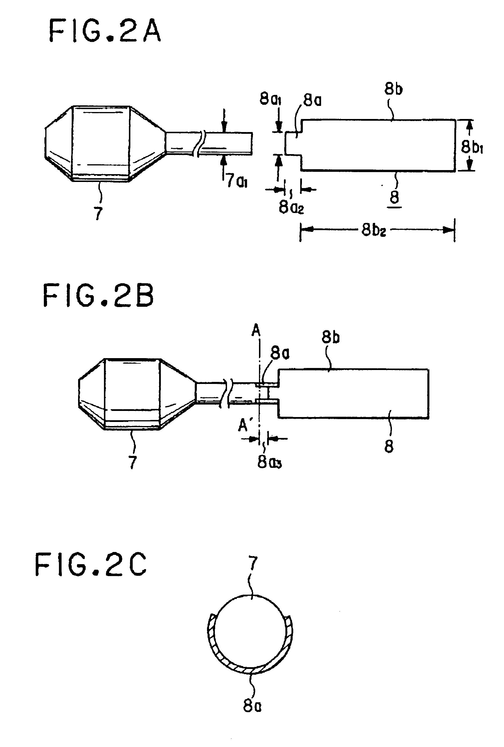 Ultrahigh pressure discharge lamp of the short arc type with improved metal foil to electrode connection arrangement