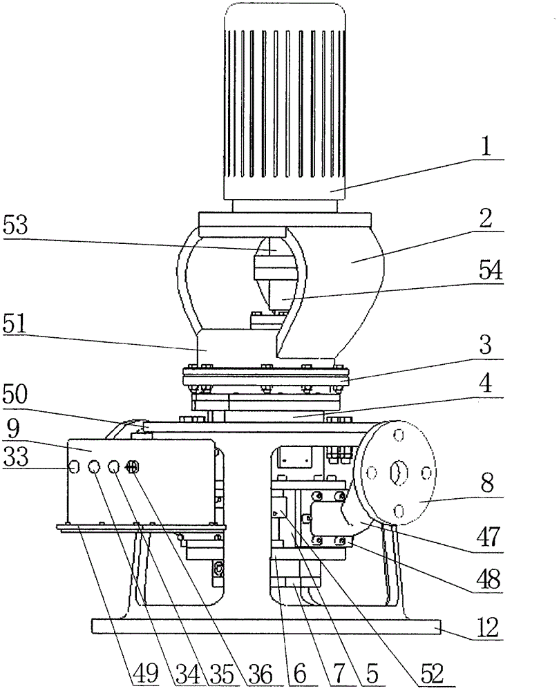 Vertical anti-freezing self-priming piston pump