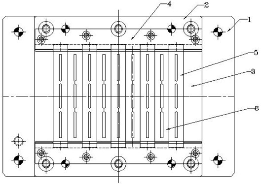 Integral female die with good punching effect