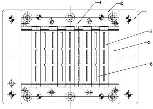 Integral female die with good punching effect