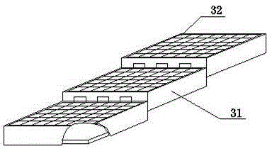 Solar seawater desalination device