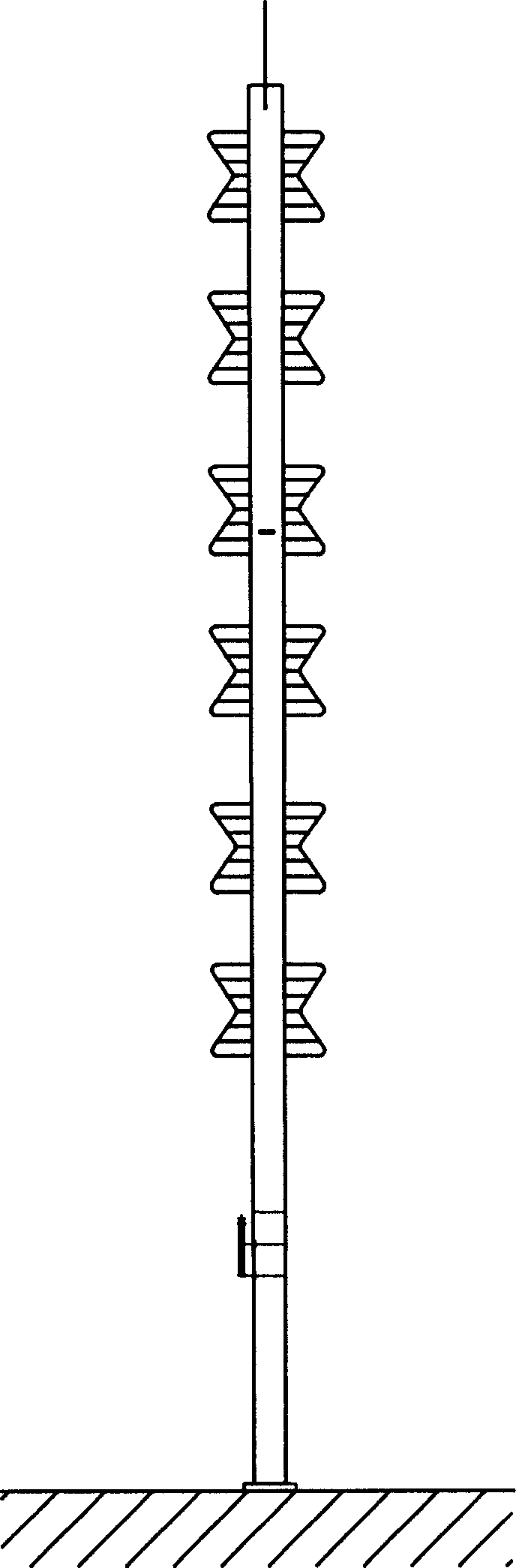 Vertical polarization single dipole radio station transmitting antenna