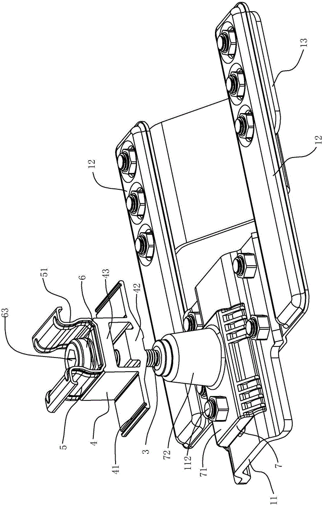 Roof tile connecting structure of solar photovoltaic panel