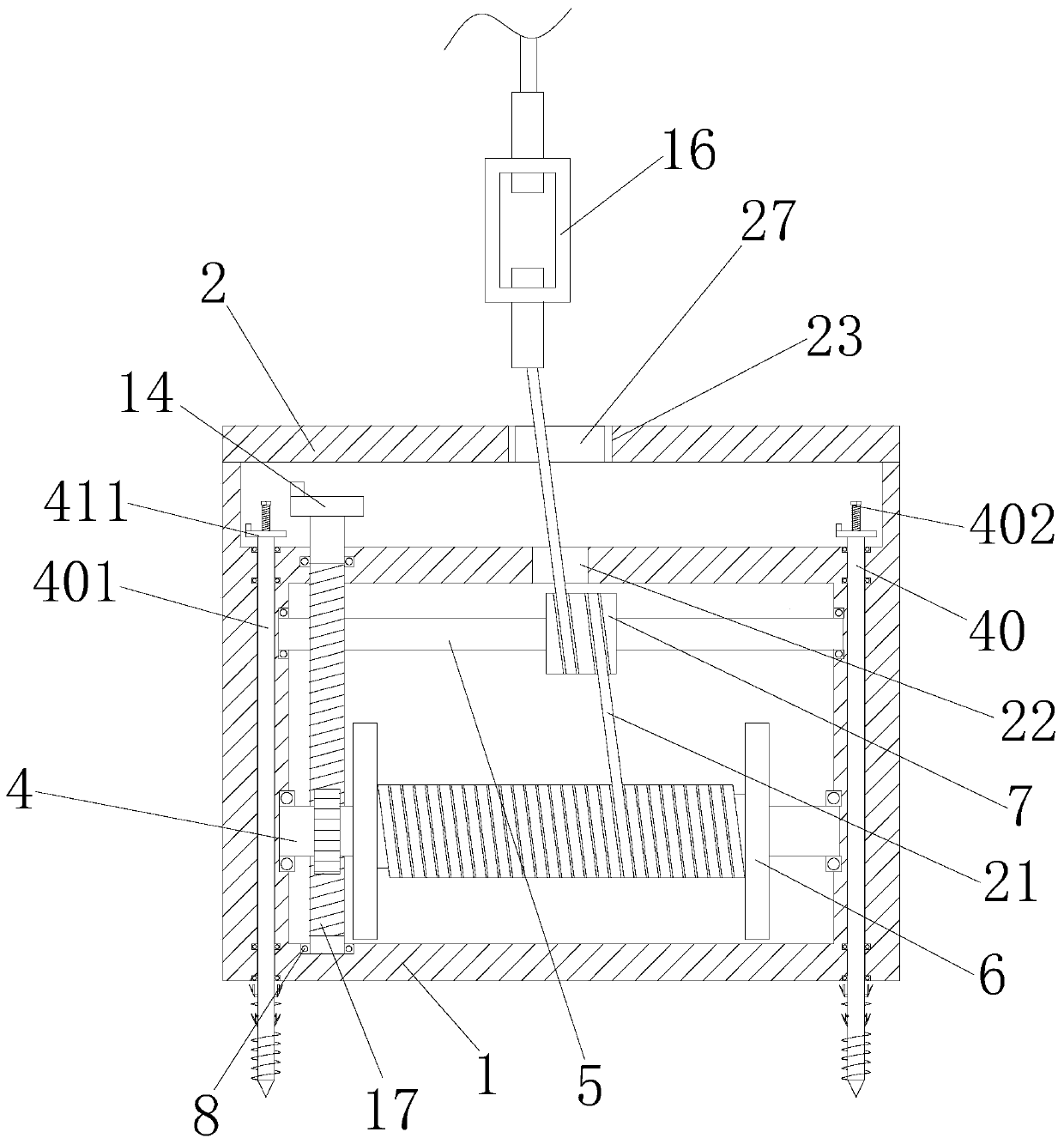 Wire pole traction steel cable fastening device for electric power transmission and installing method of wire pole traction steel cable fastening device