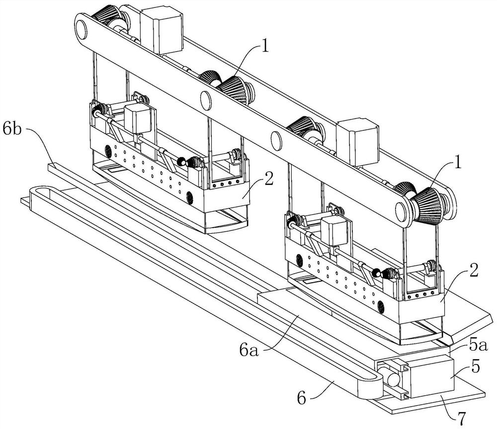 A cleaning device for wool processing