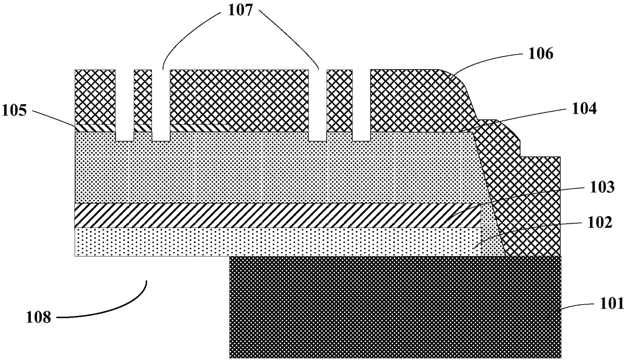 Microphone and manufacturing method thereof