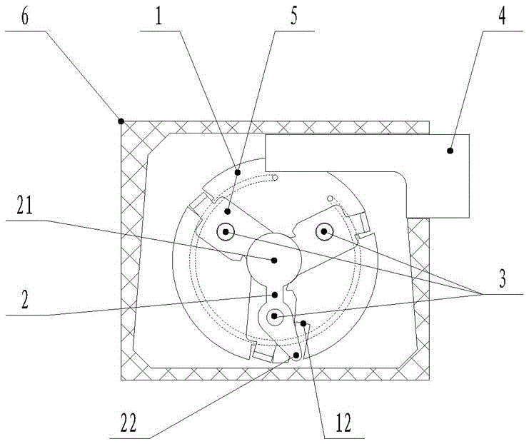 Chip baffle device for pen inlet hole of pencil sharpener