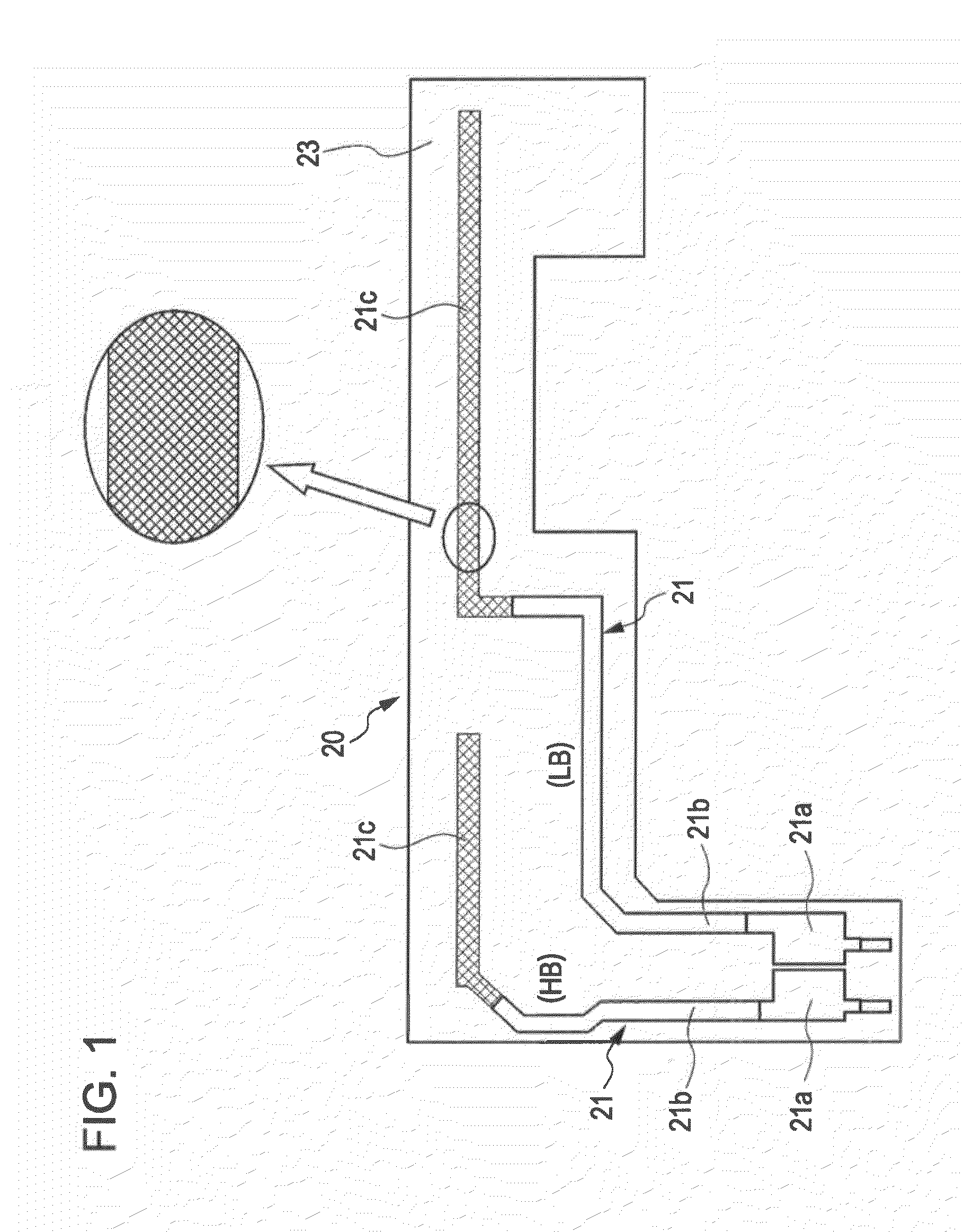 Antenna device and mobile device