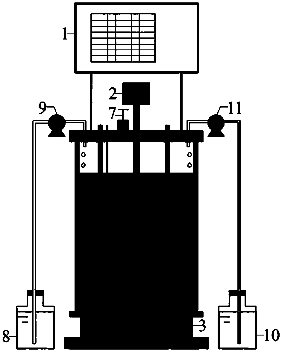 Method of enriching short-cut denitrifying bacteria by substrate feeding and intermittent operation