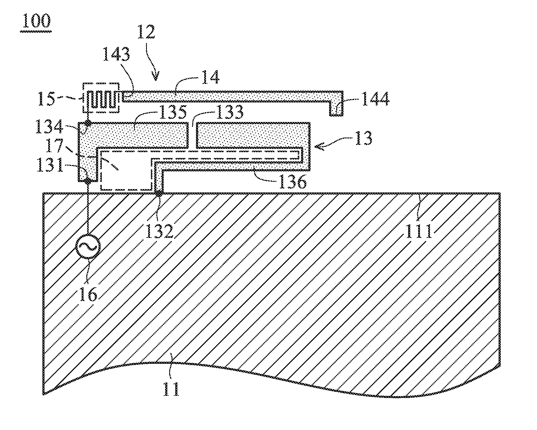 Communication device and antenna element therein