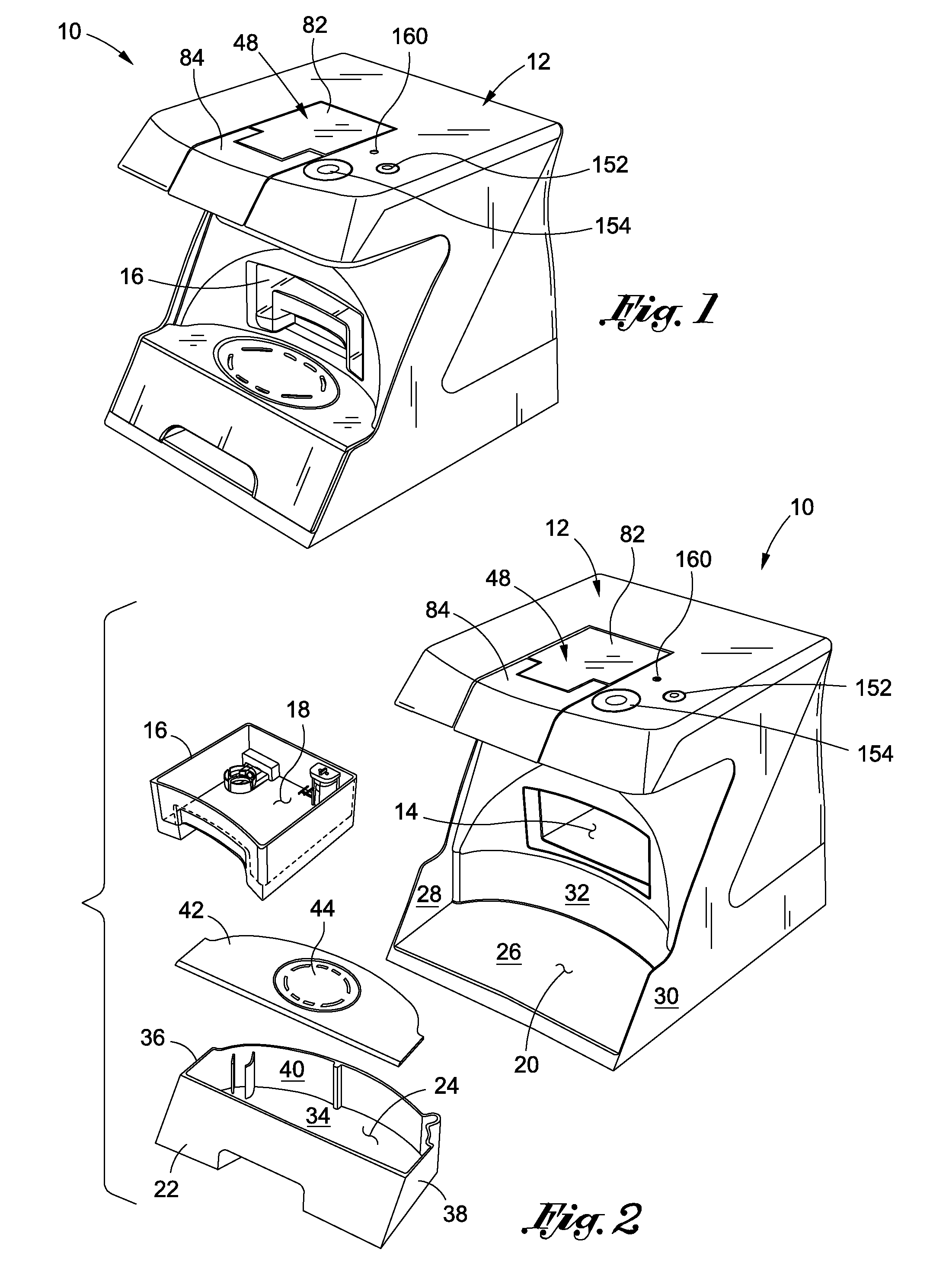 Single serve beverage dispensing system including an ionizer