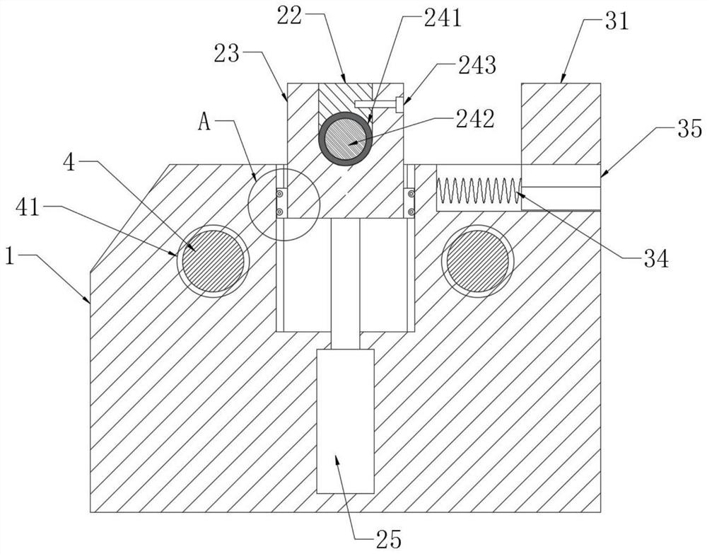 Automatic roller bending device of printing plate roller and bending method of automatic roller bending device