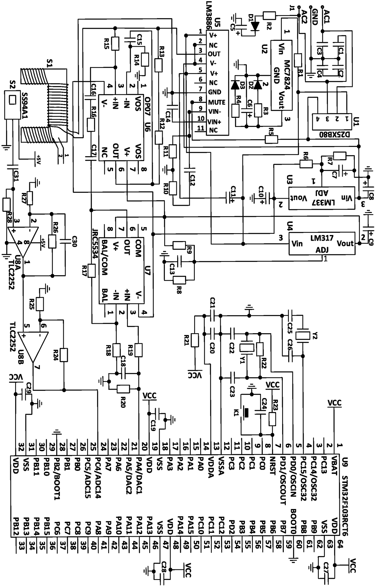 Low-frequency leakage flux based internal flaw detection circuit for ferro magnetic material