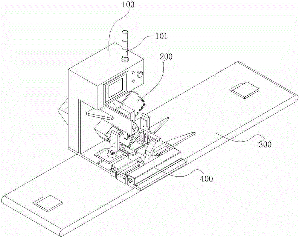 Automatic CD-ROM surface film pasting device