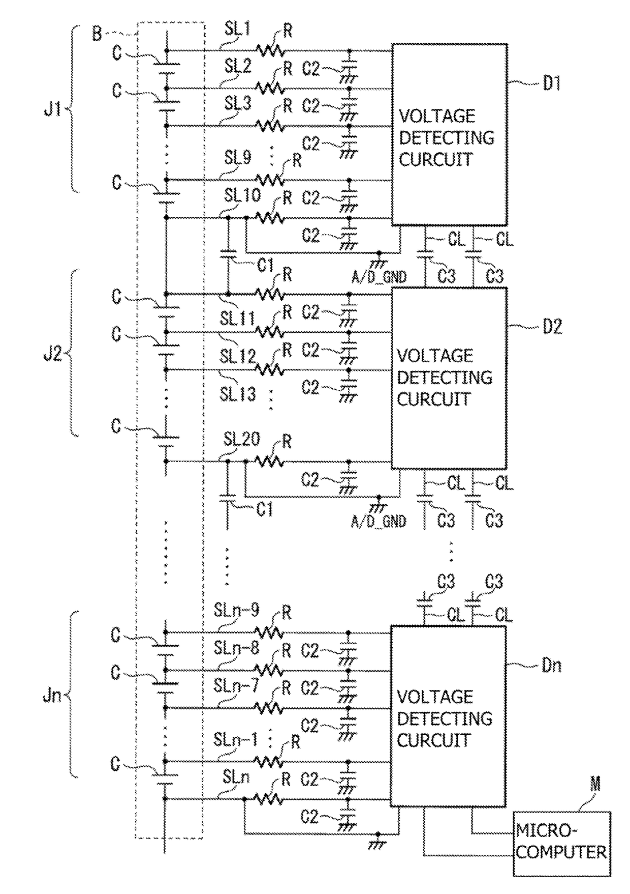 Voltage detecting device