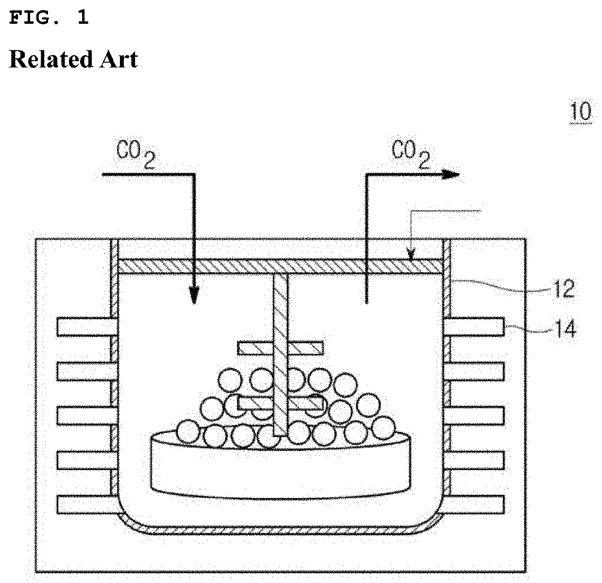 Heat treatment method of waste cathode materials and lithium recovery method using same