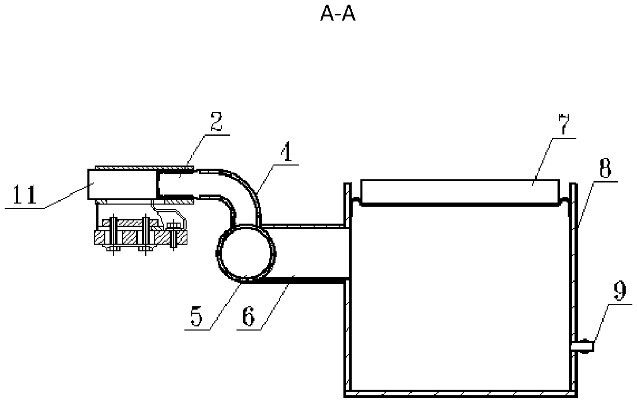 Voltage-sharing constant voltage carbon brush supporting device