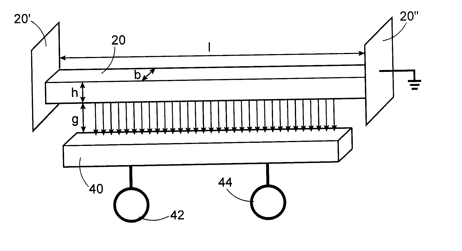 Method and device for suppressing hysteresis of resonators through simultaneous resonance