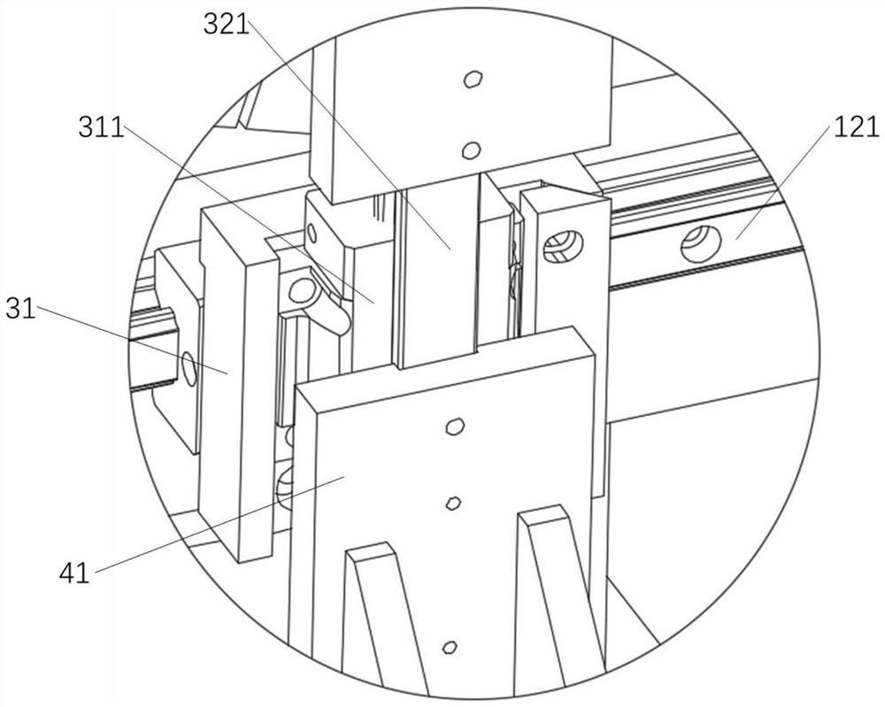 Labeling equipment