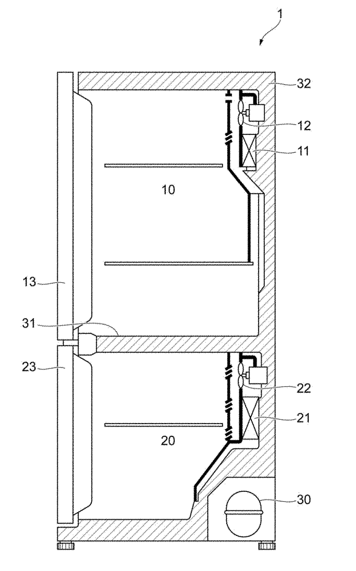 Refrigeration cycle device and three-way flow rate control valve