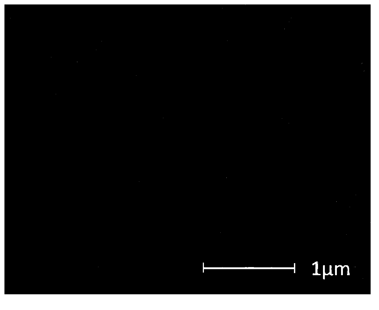 Selective hydrogenation catalyst for improving coking resistance