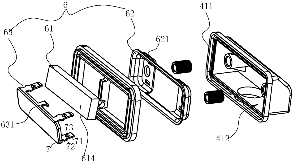 Sink type cleaning device