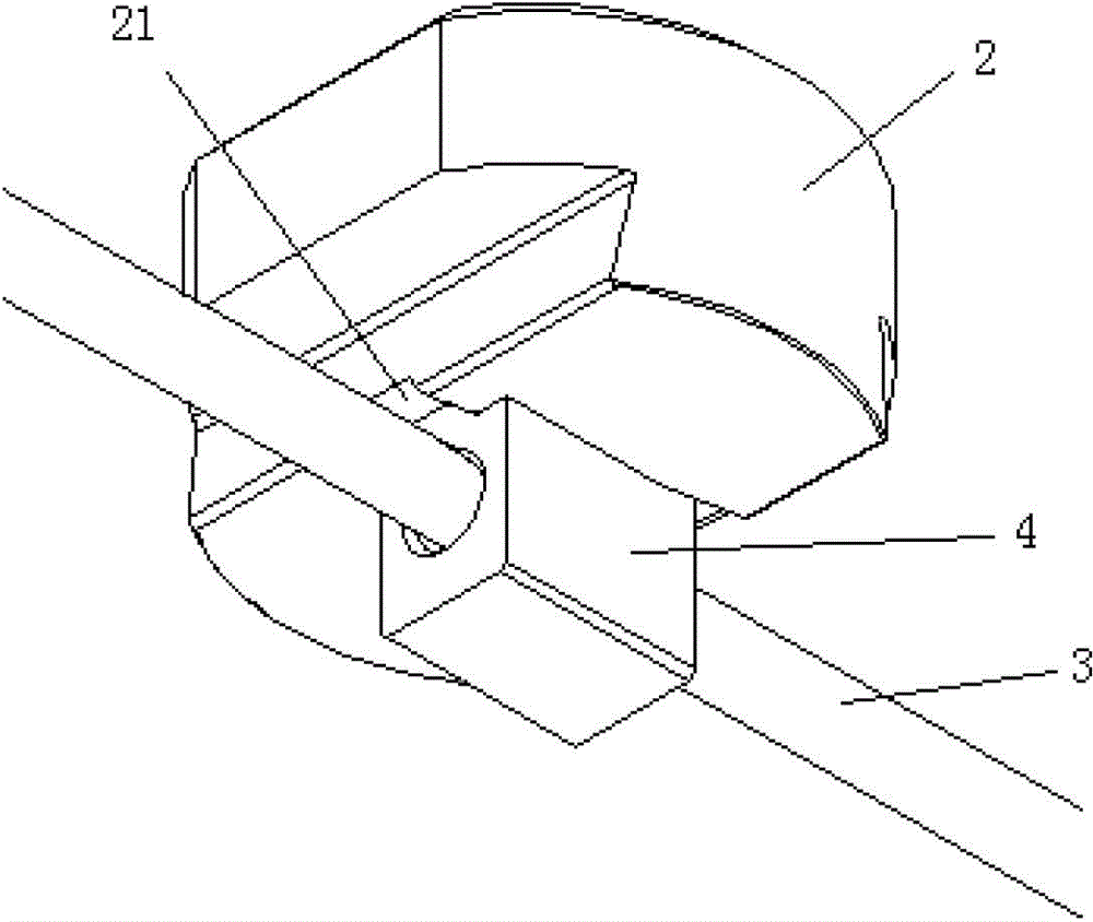 Slant micro-feeding metal cutting tool