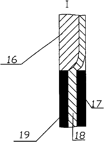 Device and method for heating rock specimen under triaxial pressure